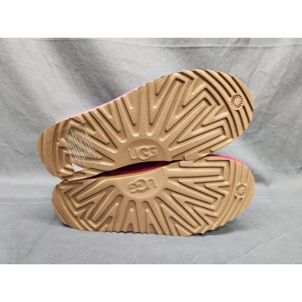 UGG Australia Girls Highland Hi Heritage Boots Suede Pink Size 5 NEW NO BOX! - Picture 11 of 11